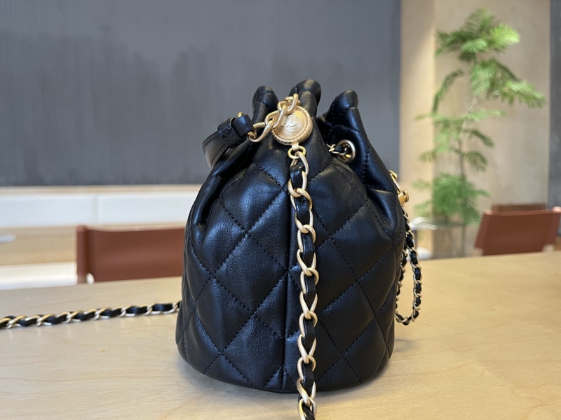Ch**el bucket bags